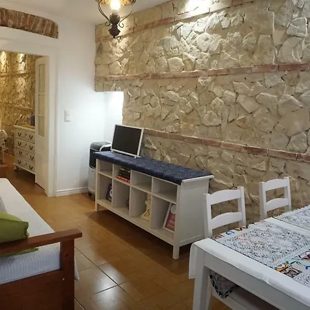 Central Alfama 26